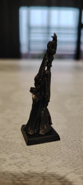 Hechicera Elfos Oscuros Warhammer 2001