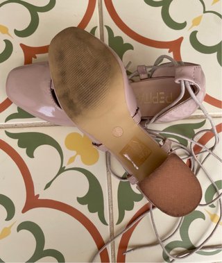 Sandalias romanas nude charol