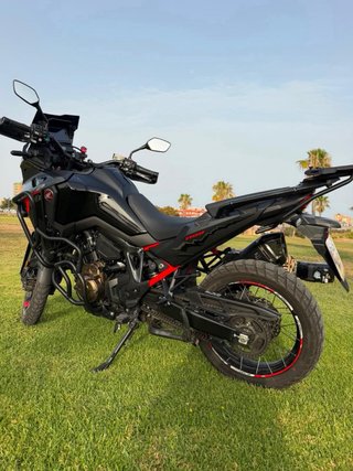 Honda Africa Twin 1100 DCT Negra
