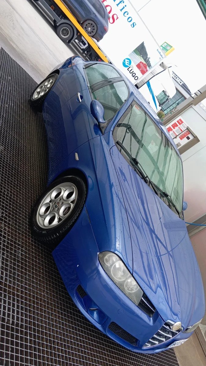 Alfa Romeo 156 2004 - foto 1
