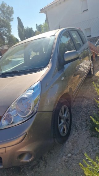 Nissan Note 2009 pegatina C verde