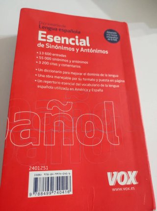 Diccionario esencial de sinónimos y antónimos d...