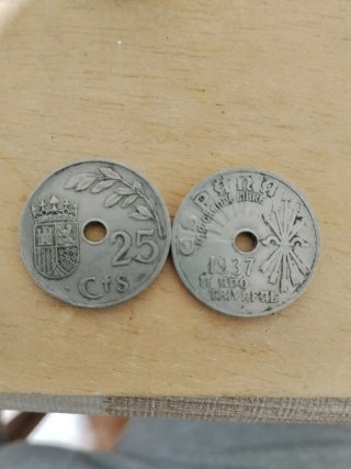 Monedas antiguas 25 Cts y 1937