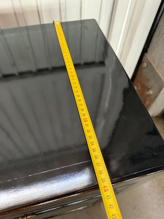 Cómoda de madera maciza lacada NUEVA