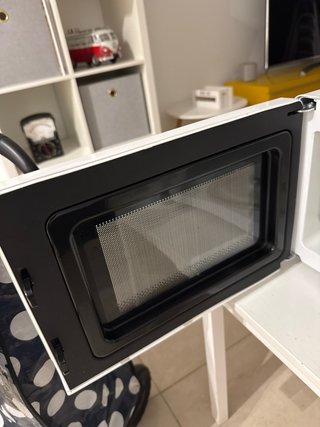 Microondas Jocel Blanco