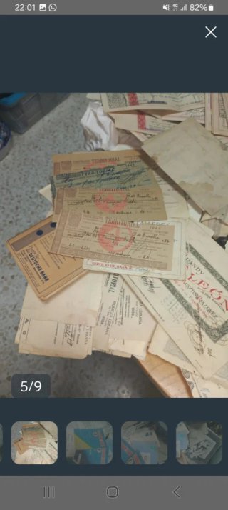Documentos antiguos firmados