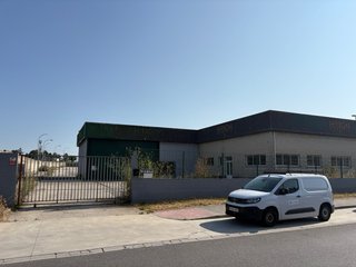 Se alquila nave industrial en Lugo - Polígono Ceao