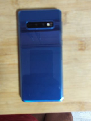 Samsung Galaxy S10.