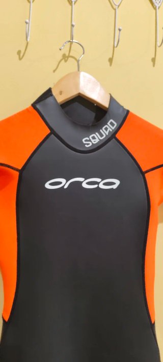 Traje de neopreno Orca SQUAD naranja