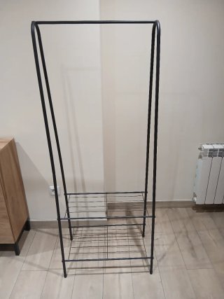 Burra para ropa de metal negra