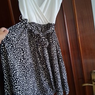 Vestido blanco y negro estampado