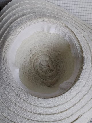 Sombrero de ala ancha tejido