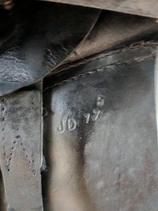 Silla de salto 17,5 faldones cortos