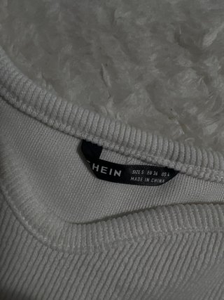 Top SHEIN punto escote pico talla S