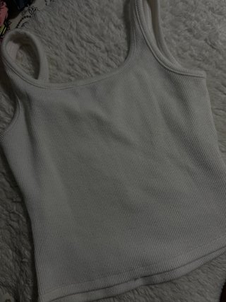 Top SHEIN punto escote pico talla S