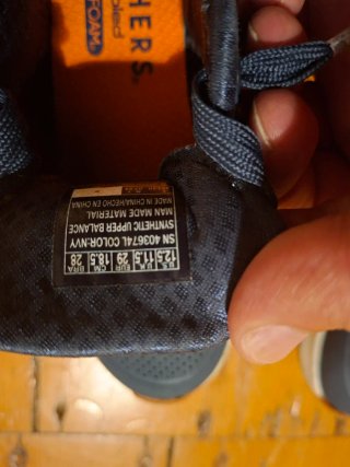 Ténis Skechers Uno Criança –Tamanho 29 (Pouco Uso)