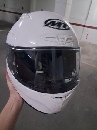 Casco Moto Blanco MT con funda