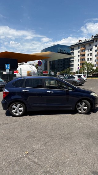 Honda FR-V