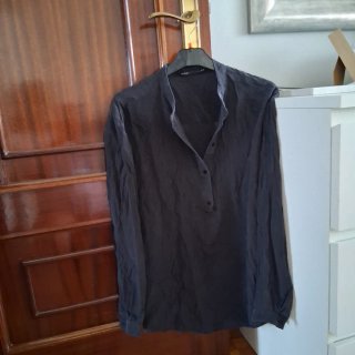Camisa negra manga larga