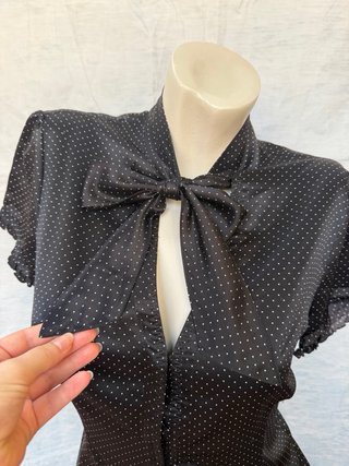 Blusa Esprit lunares talla M formal, oficina