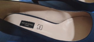 SE REGALA POR 5€. ZAPATOS DE ANTE Y PIEL.