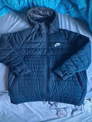 Abrigo Nike Tech Negro
