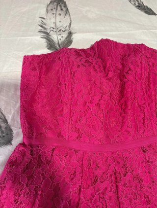 Vestido bandeau invitada rosa
