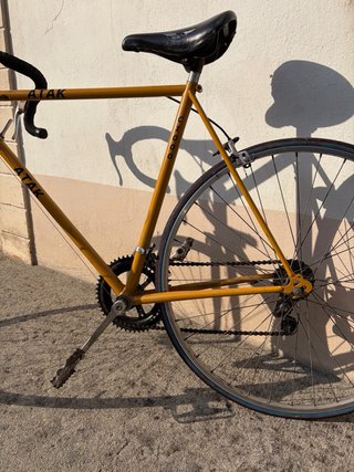 Bicicleta de carretera Atak C1000 antigua