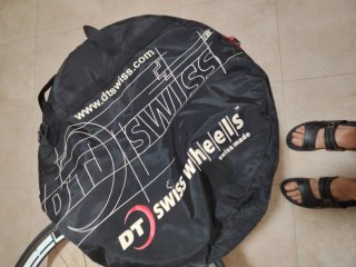 Juego 2 Ruedas DT Swiss 46 + Fundas