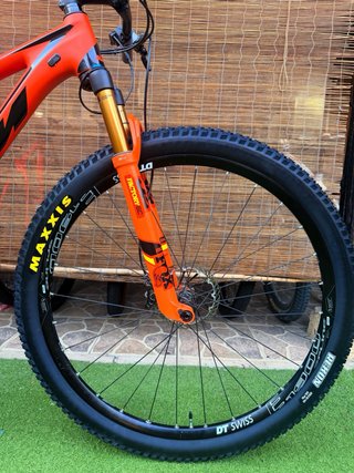 KTM MYROON PRO CARBON KASHIMA
