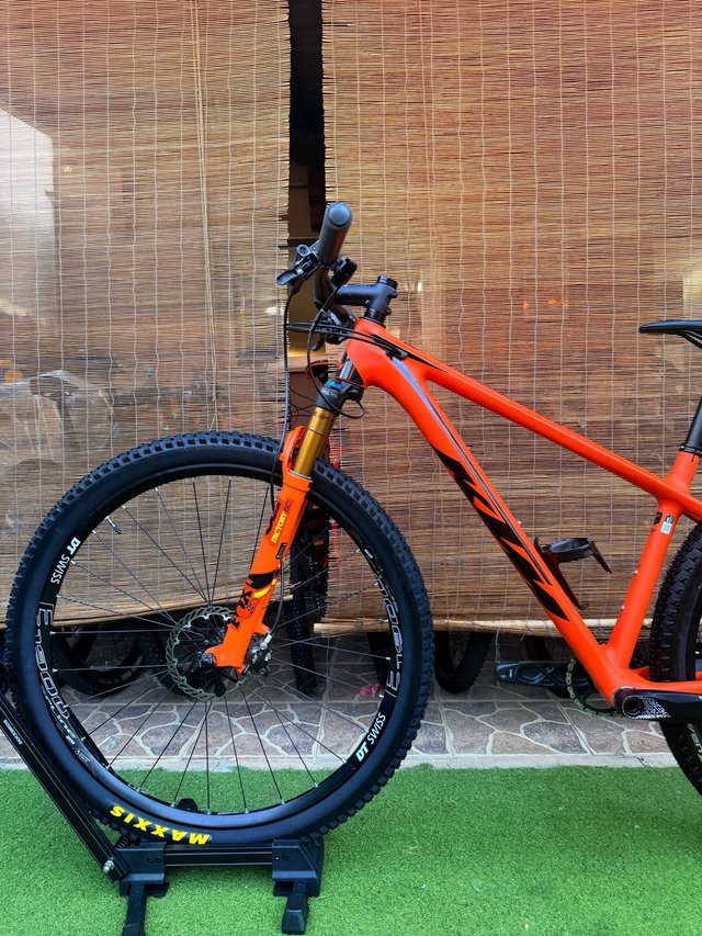 KTM MYROON PRO CARBONO KASHIMA