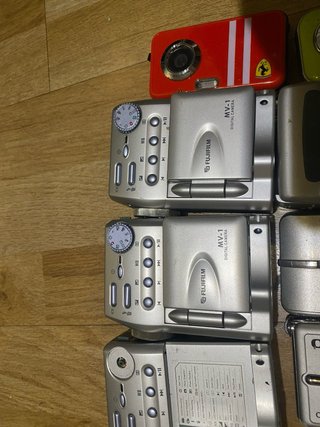 8 fotocamere digitali Fujifilm Polaroid Oki