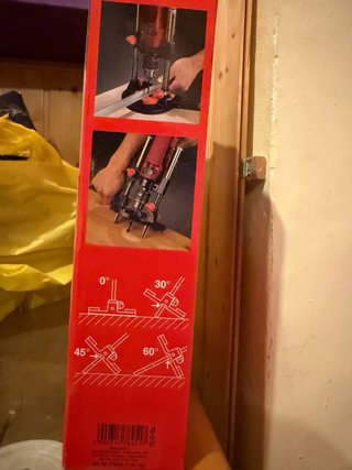 Guía de taladro para bricolaje