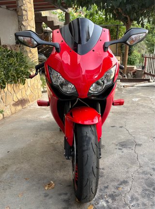Honda CBR 1000RR Fireblade 2008