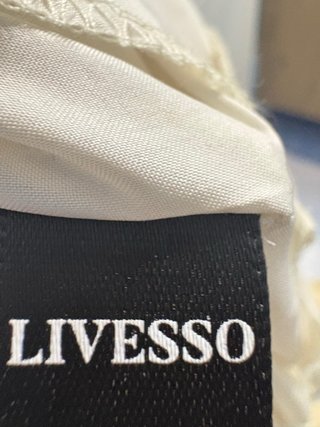 Vestido beige de mujer