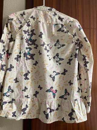 Camisa Mariposas Talla M.
