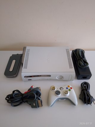 Xbox 360 Bianca + Controller e Giochi