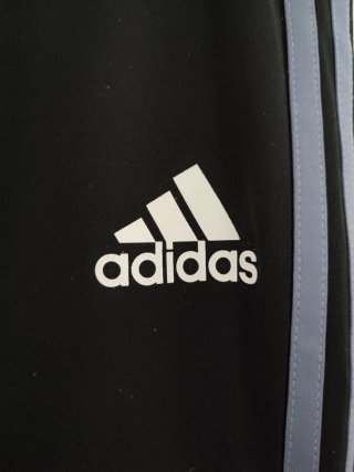 Pantalón pirata Real Madrid M