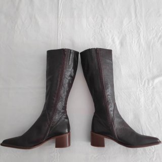 Botas altas de piel marrones