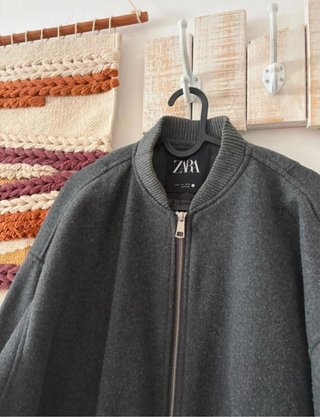 Chaqueta Bomber Zara Gris Tela
