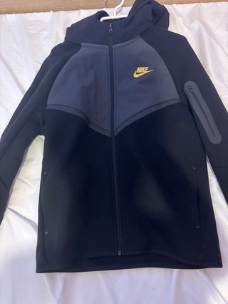 Sudadera Nike Tech Niño Talla xl de niño