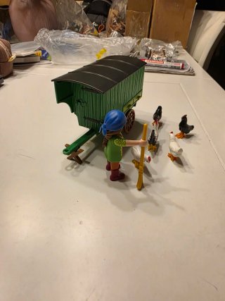 Gallinero Playmobil con figuras y accesorios