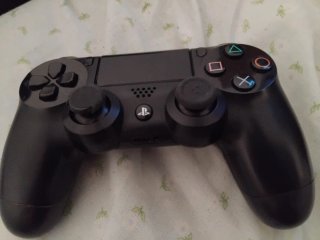 PS4 Fat 500 GB + 2 mandos