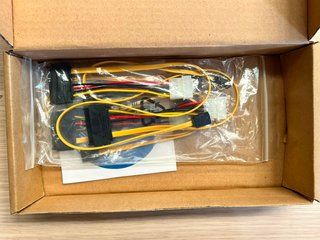 Controladora LSI SAS 8300XLP PCIe Server