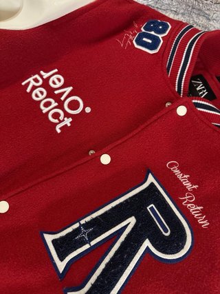 Chaqueta Bomber Zara Roja y Blanca