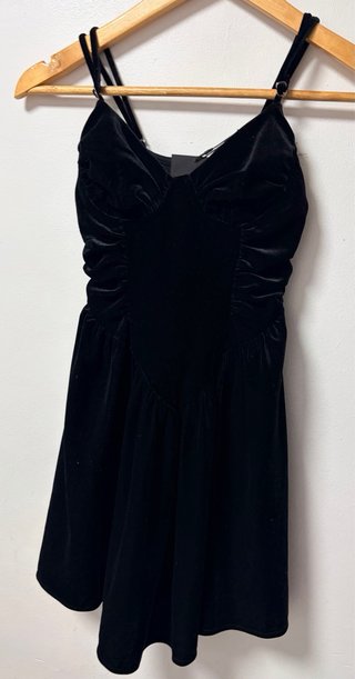 Vestido Terciopelo Negro Bershka Talla XS