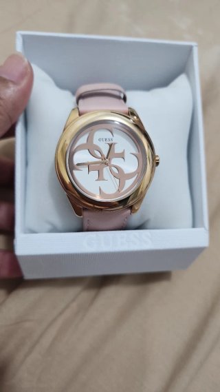 Reloj Guess Dorado y Rosa Nuevo Caja