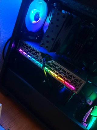 Tarjeta Gráfica Sapphire Nitro+ RX 9060 XT 16GB