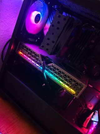 Tarjeta Gráfica Sapphire Nitro+ RX 9060 XT 16GB