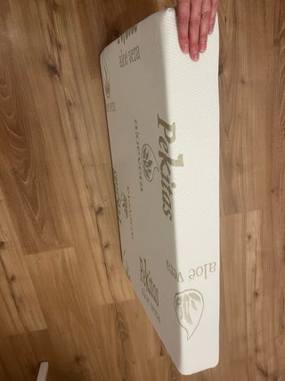 Colchón NUEVO mini cuna Aloe y 2 Juegos Sábanas